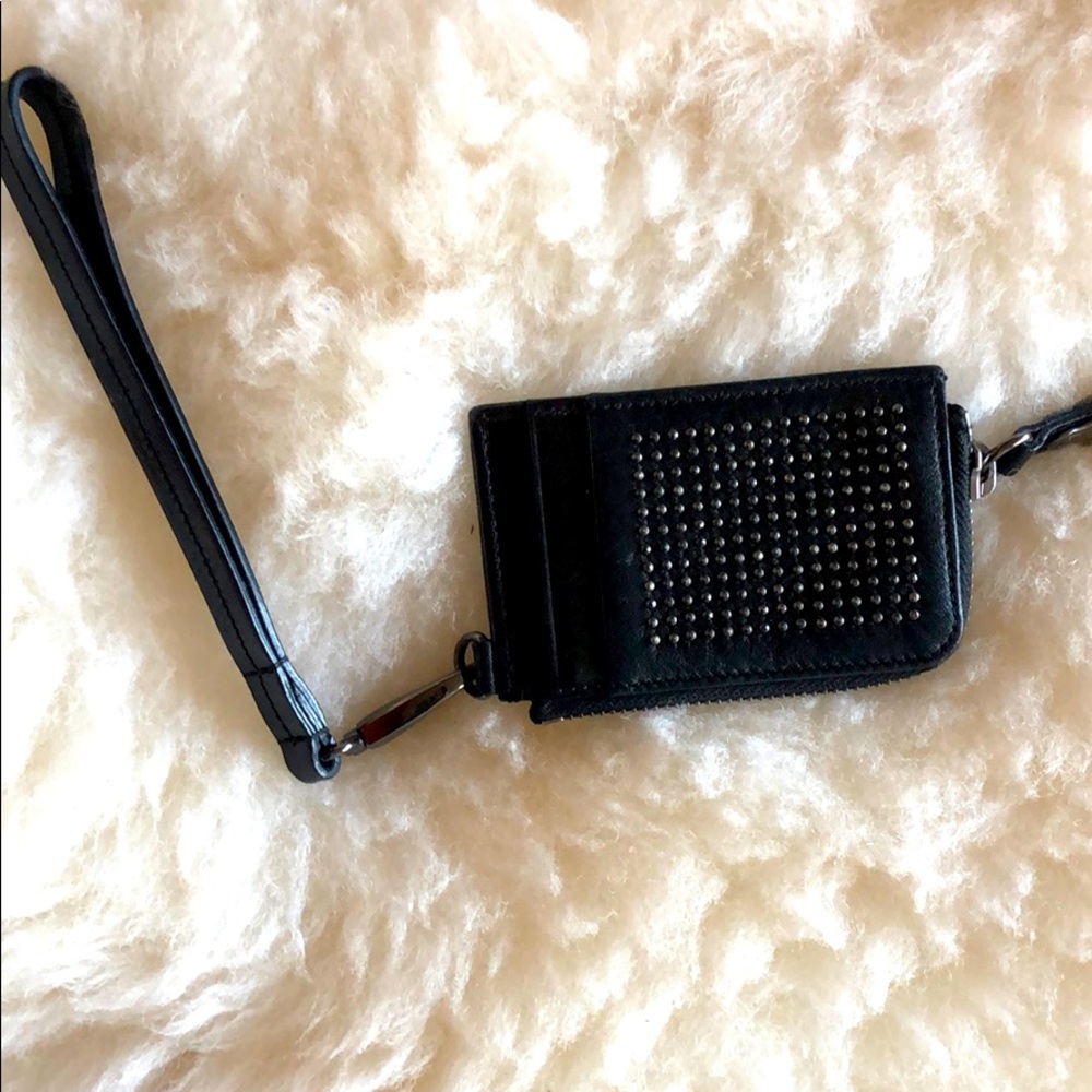 Wristlet Burberry with metal decoration